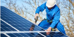 Installation Maintenance Panneaux Solaires Photovoltaïques à Mervent